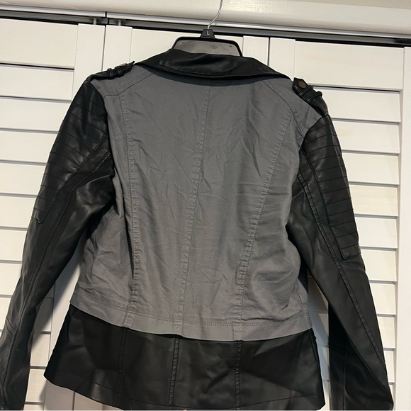 Moto jacket - Picture 7 of 8